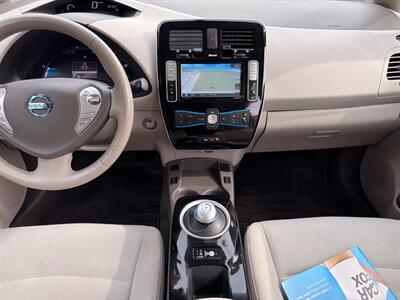 2013 Nissan LEAF SV - Photo 17 - Gladstone, OR 97027