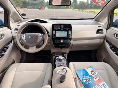 2013 Nissan LEAF SV - Photo 14 - Gladstone, OR 97027