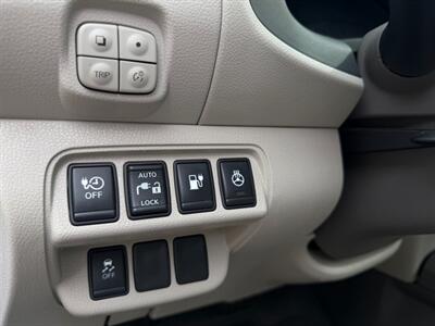 2013 Nissan LEAF SV - Photo 33 - Gladstone, OR 97027