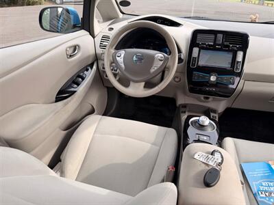 2013 Nissan LEAF SV - Photo 15 - Gladstone, OR 97027