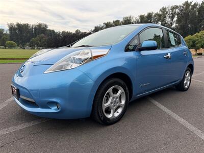 2013 Nissan LEAF SV  Electric (EV) Hatchback