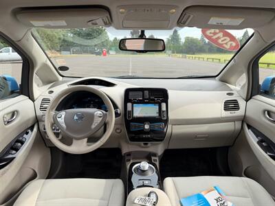 2013 Nissan LEAF SV - Photo 13 - Gladstone, OR 97027