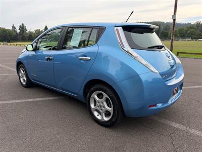 2013 Nissan LEAF SV - Photo 3 - Gladstone, OR 97027