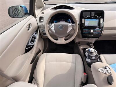 2013 Nissan LEAF SV - Photo 51 - Gladstone, OR 97027