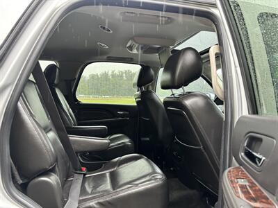 2011 GMC Yukon Denali   - Photo 28 - Gladstone, OR 97027