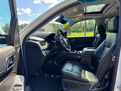 2018 Chevrolet Suburban LT   - Photo 9 - Gladstone, OR 97027