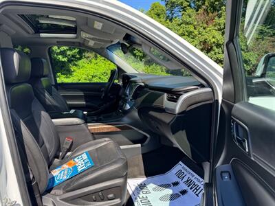 2018 Chevrolet Suburban LT   - Photo 13 - Gladstone, OR 97027