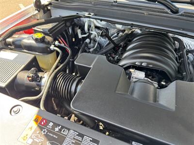 2018 Chevrolet Suburban LT   - Photo 49 - Gladstone, OR 97027