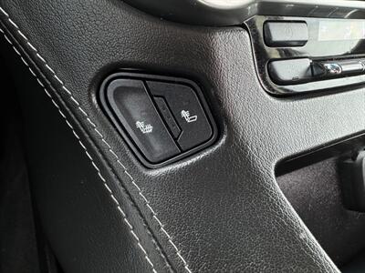 2018 Chevrolet Suburban LT - Photo 22 - Gladstone, OR 97027