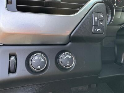 2018 Chevrolet Suburban LT - Photo 34 - Gladstone, OR 97027