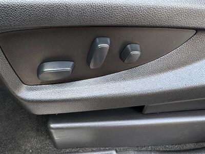 2018 Chevrolet Suburban LT - Photo 35 - Gladstone, OR 97027