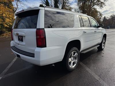 2018 Chevrolet Suburban LT - Photo 5 - Gladstone, OR 97027