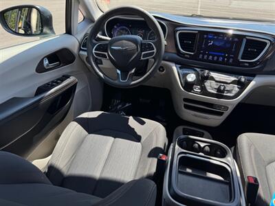 2017 Chrysler Pacifica Touring Plus   - Photo 17 - Gladstone, OR 97027