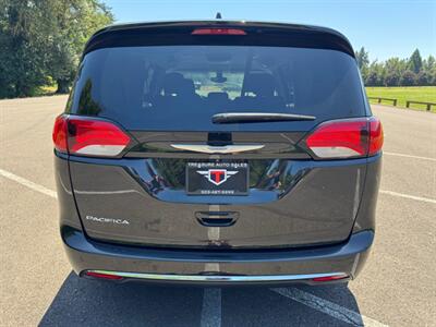 2017 Chrysler Pacifica Touring Plus   - Photo 4 - Gladstone, OR 97027