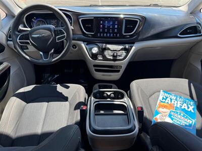 2017 Chrysler Pacifica Touring Plus   - Photo 19 - Gladstone, OR 97027