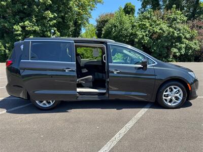 2017 Chrysler Pacifica Touring Plus   - Photo 40 - Gladstone, OR 97027