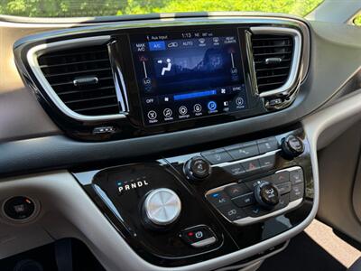 2017 Chrysler Pacifica Touring Plus   - Photo 72 - Gladstone, OR 97027