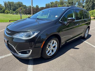 2017 Chrysler Pacifica Touring Plus   - Photo 25 - Gladstone, OR 97027
