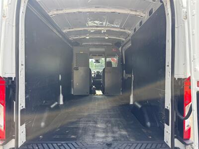2015 Ford Transit 250   - Photo 33 - Gladstone, OR 97027