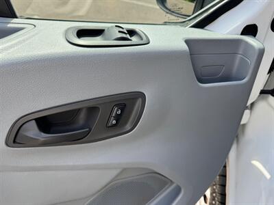 2015 Ford Transit 250   - Photo 28 - Gladstone, OR 97027
