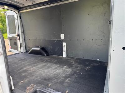 2015 Ford Transit 250   - Photo 38 - Gladstone, OR 97027