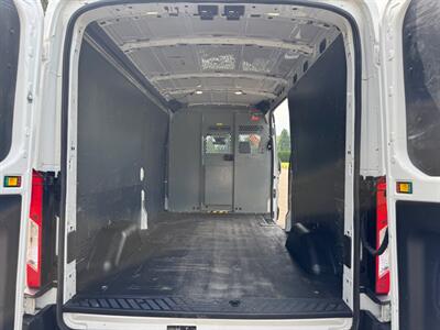 2015 Ford Transit 250   - Photo 39 - Gladstone, OR 97027