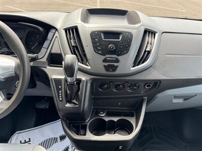 2015 Ford Transit 250   - Photo 19 - Gladstone, OR 97027
