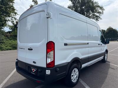 2015 Ford Transit 250   - Photo 5 - Gladstone, OR 97027