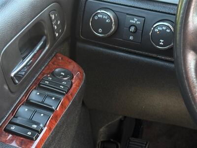 2012 Chevrolet Avalanche LTZ   - Photo 26 - Gladstone, OR 97027