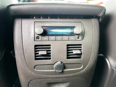 2012 Chevrolet Avalanche LTZ   - Photo 58 - Gladstone, OR 97027