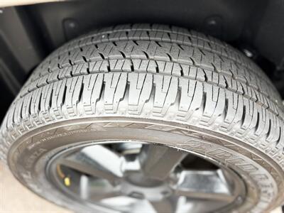 2012 Chevrolet Avalanche LTZ   - Photo 48 - Gladstone, OR 97027