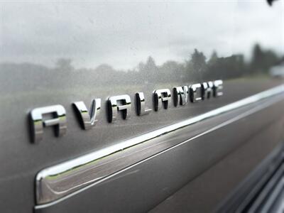 2012 Chevrolet Avalanche LTZ   - Photo 45 - Gladstone, OR 97027