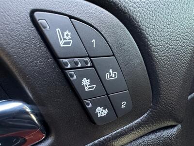 2012 Chevrolet Avalanche LTZ   - Photo 25 - Gladstone, OR 97027