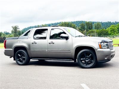 2012 Chevrolet Avalanche LTZ   - Photo 14 - Gladstone, OR 97027