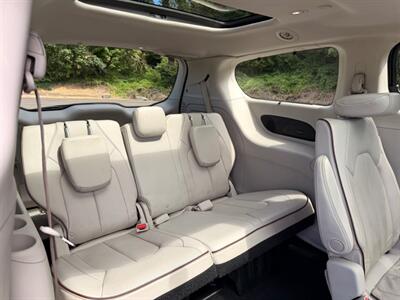 2020 Chrysler Pacifica Limited - Photo 53 - Gladstone, OR 97027