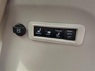 2020 Chrysler Pacifica Limited - Photo 42 - Gladstone, OR 97027