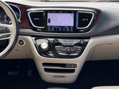 2020 Chrysler Pacifica Limited - Photo 19 - Gladstone, OR 97027