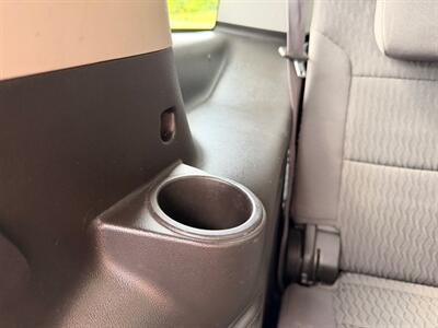 2016 GMC Yukon SLE - Photo 44 - Gladstone, OR 97027