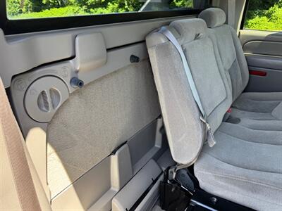 2005 Chevrolet Avalanche 1500 LS   - Photo 60 - Gladstone, OR 97027