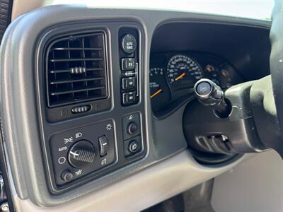 2005 Chevrolet Avalanche 1500 LS   - Photo 35 - Gladstone, OR 97027