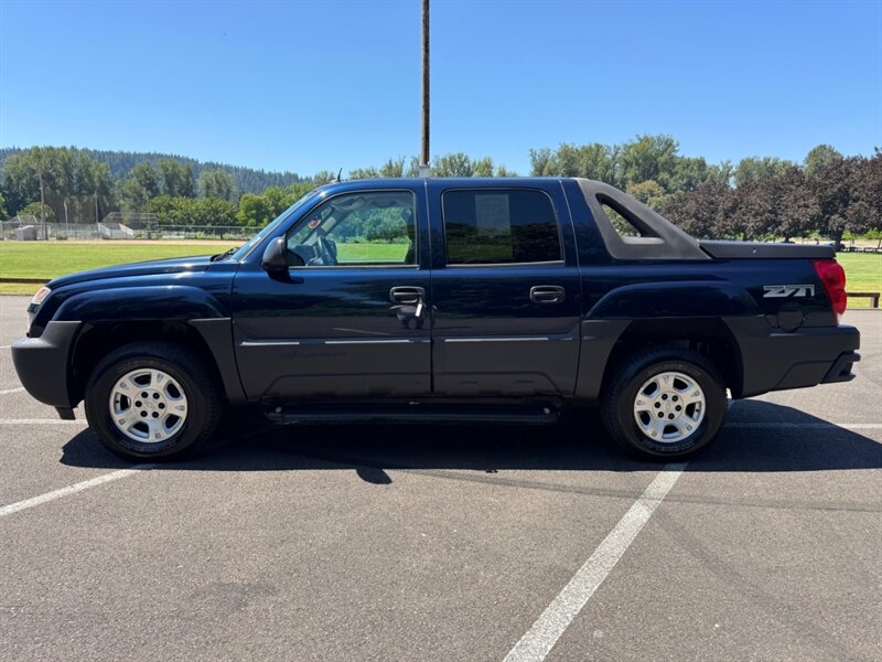2005 Chevrolet Avalanche 1500 LS  