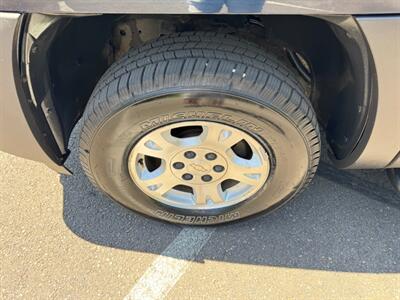 2005 Chevrolet Avalanche 1500 LS   - Photo 62 - Gladstone, OR 97027