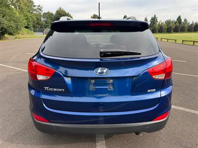 2015 Hyundai TUCSON SE   - Photo 4 - Gladstone, OR 97027