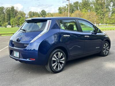 2016 Nissan LEAF SV  Low Miles ! - Photo 4 - Gladstone, OR 97027