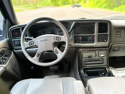 2005 GMC Yukon Denali SUV 4X4 , 3rd row seat !   - Photo 17 - Gladstone, OR 97027