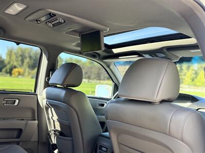 2009 Honda Pilot Touring w/Navi w/DVD  1 Owner ! Newer Timing Belt and Water Pump ! - Photo 38 - Gladstone, OR 97027