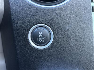 2009 Honda Pilot Touring w/Navi w/DVD  1 Owner ! Newer Timing Belt and Water Pump ! - Photo 22 - Gladstone, OR 97027