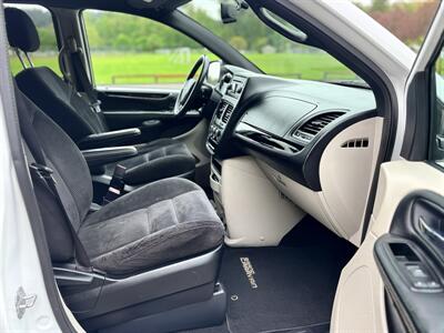 2014 Dodge Grand Caravan SE 30th Anniversary   - Photo 23 - Gladstone, OR 97027