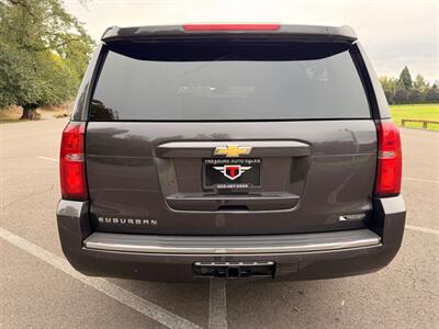 2018 Chevrolet Suburban Premier Full Size SUV - Photo 14 - Gladstone, OR 97027
