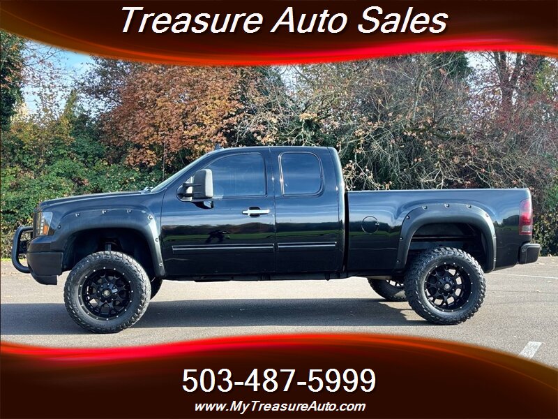 2010 GMC Sierra 1500 SLE  4x4 pickup Truck !